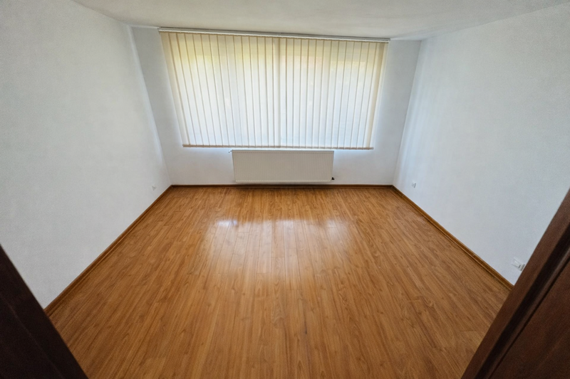 Margeanului, Antiaeriana, proprietar vand vila.